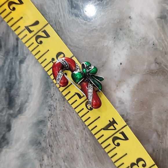 Candy cane enamled brooch - Picture 3 of 3